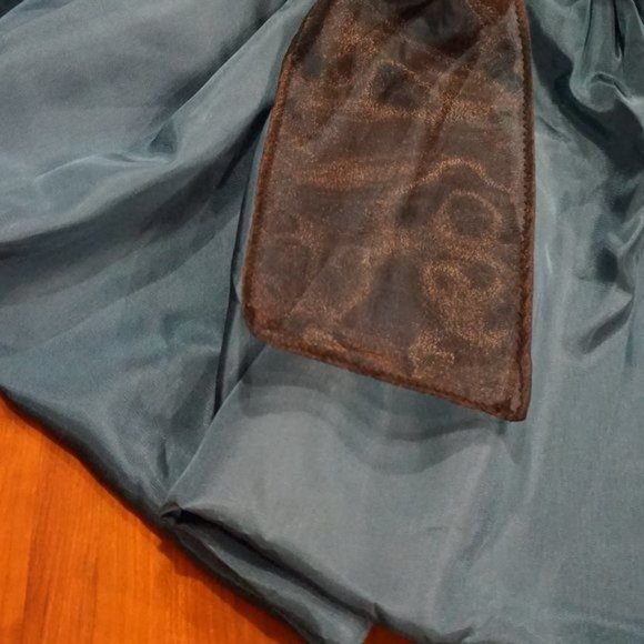 Satin Hostess Cocktail Apron - Picture 7 of 7